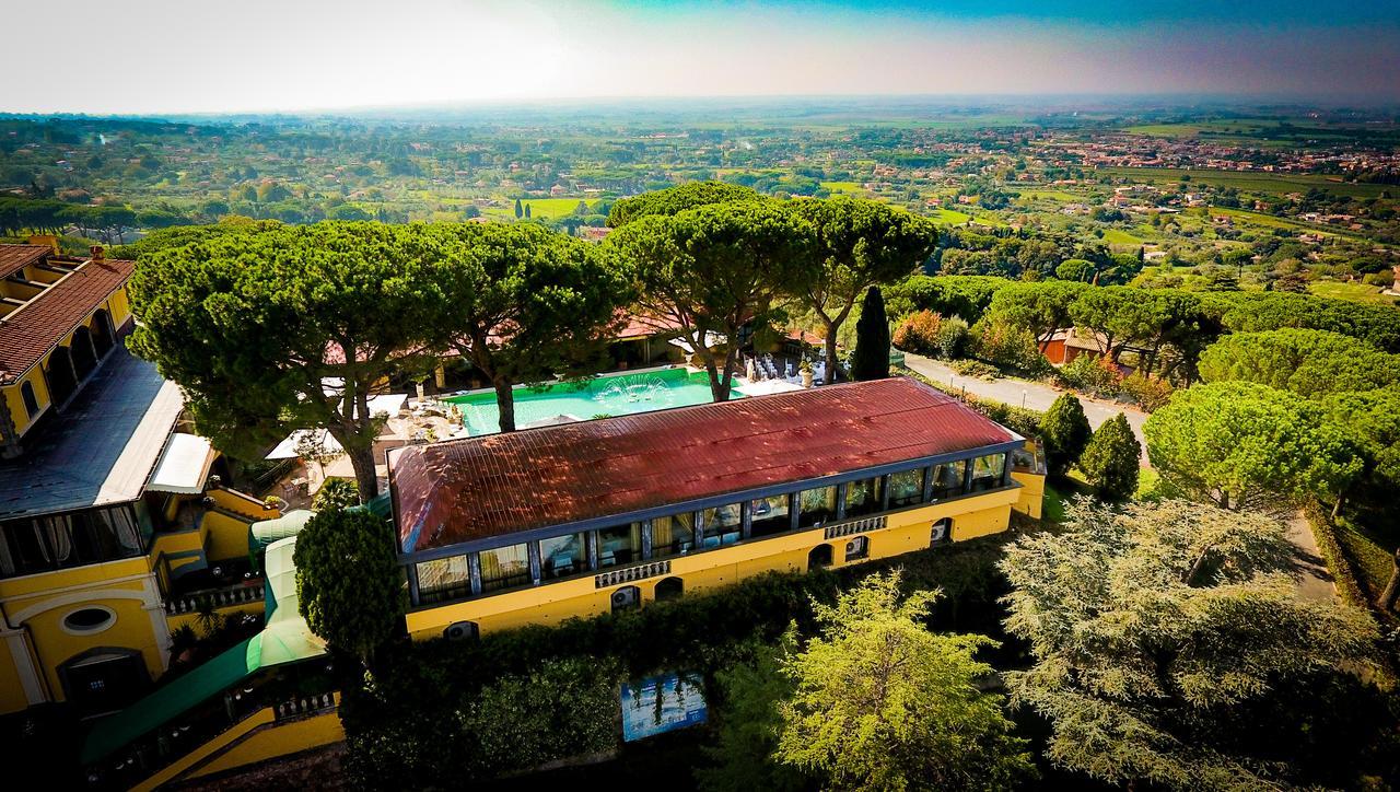 Grand Hotel Helio Cabala Marino Exterior photo